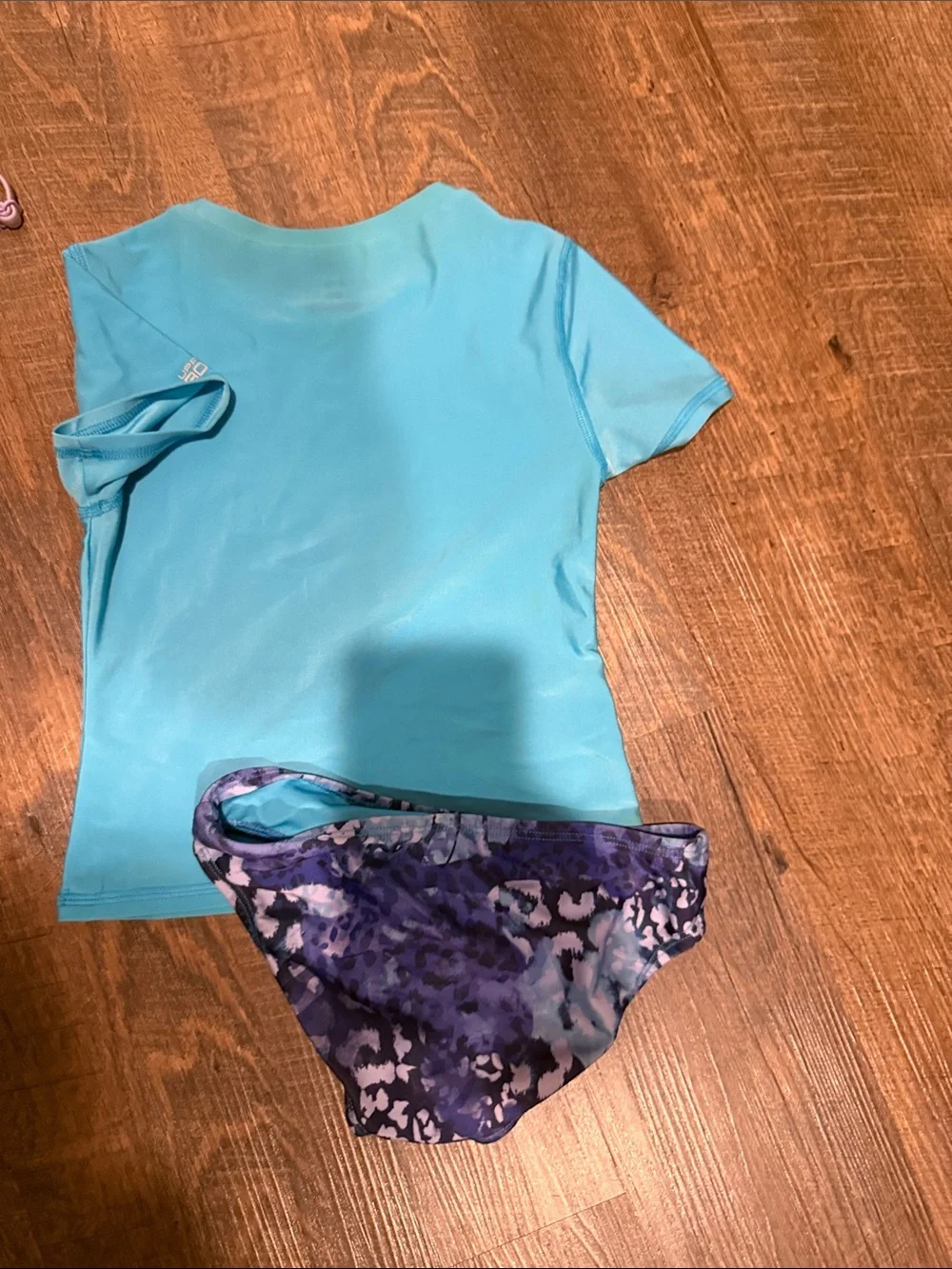 Under Armour Bright Blue Girls' Short-Sleeve Rash Guard Swim Top